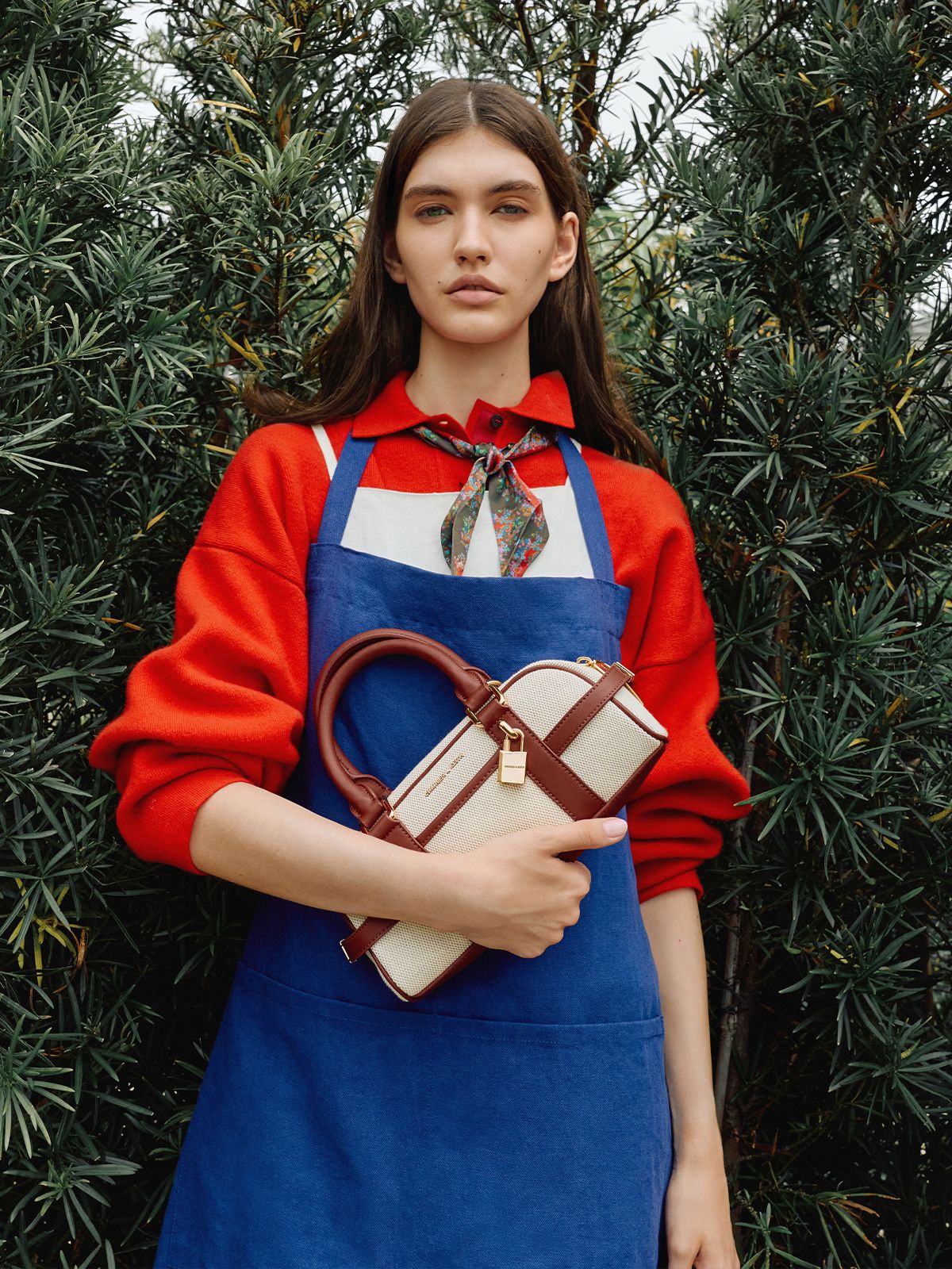 Brick Scottie Canvas Bowling Bag - CHARLES & KEITH