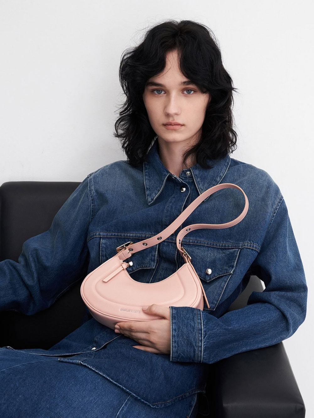 Women’s pink Petra curved shoulder bag - CHARLES & KEITH KR