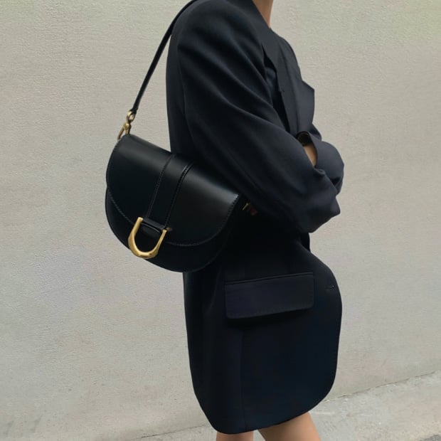 Women’s Perline chunky loafers and Gabine saddle bag in black, as seen on Michella Choi - CHARLES & KEITH