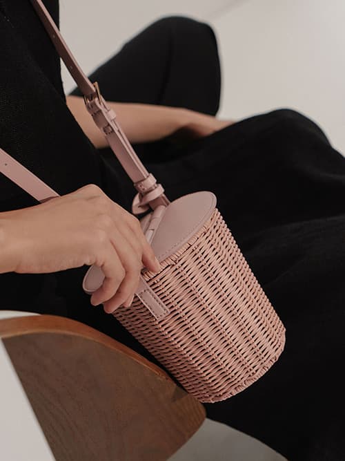 藤編水桶包, 粉紅色
