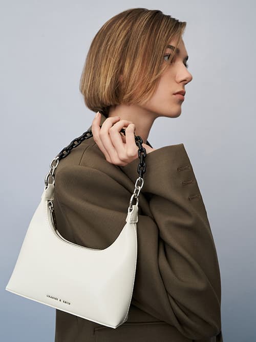 Koi Chain Handle Shoulder Bag, White