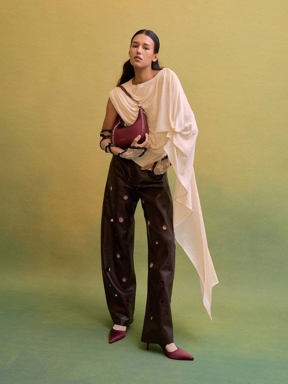  - CHARLES & KEITH