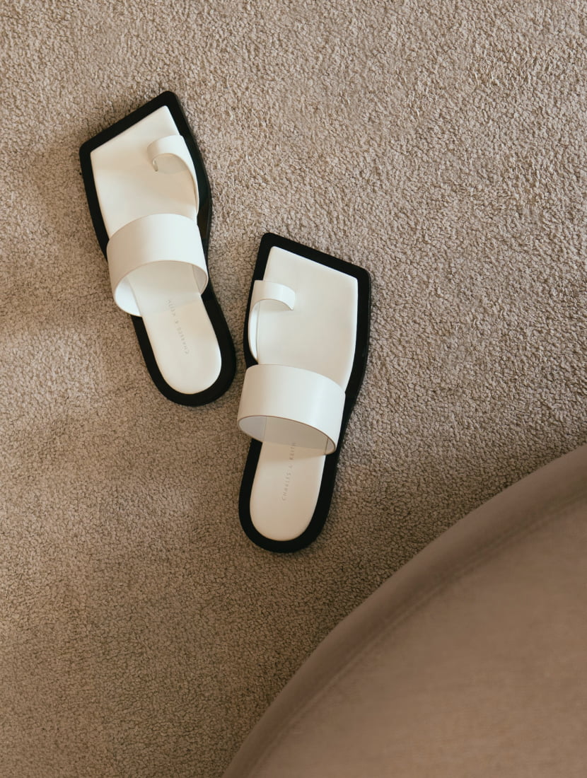 Women’s toe loop slide sandals in white (close up) - CHARLES & KEITH