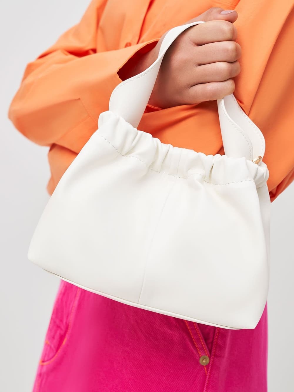 Women's white Ally ruched slouchy bag - CHARLES & KEITH