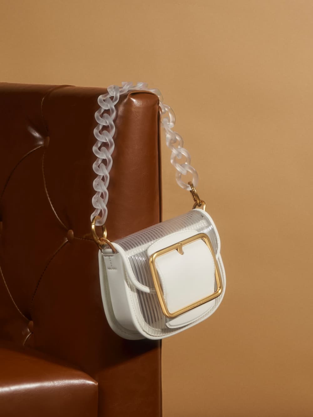 Women's acrylic chain handle crossbody bag in white – CHARLES & KEITH