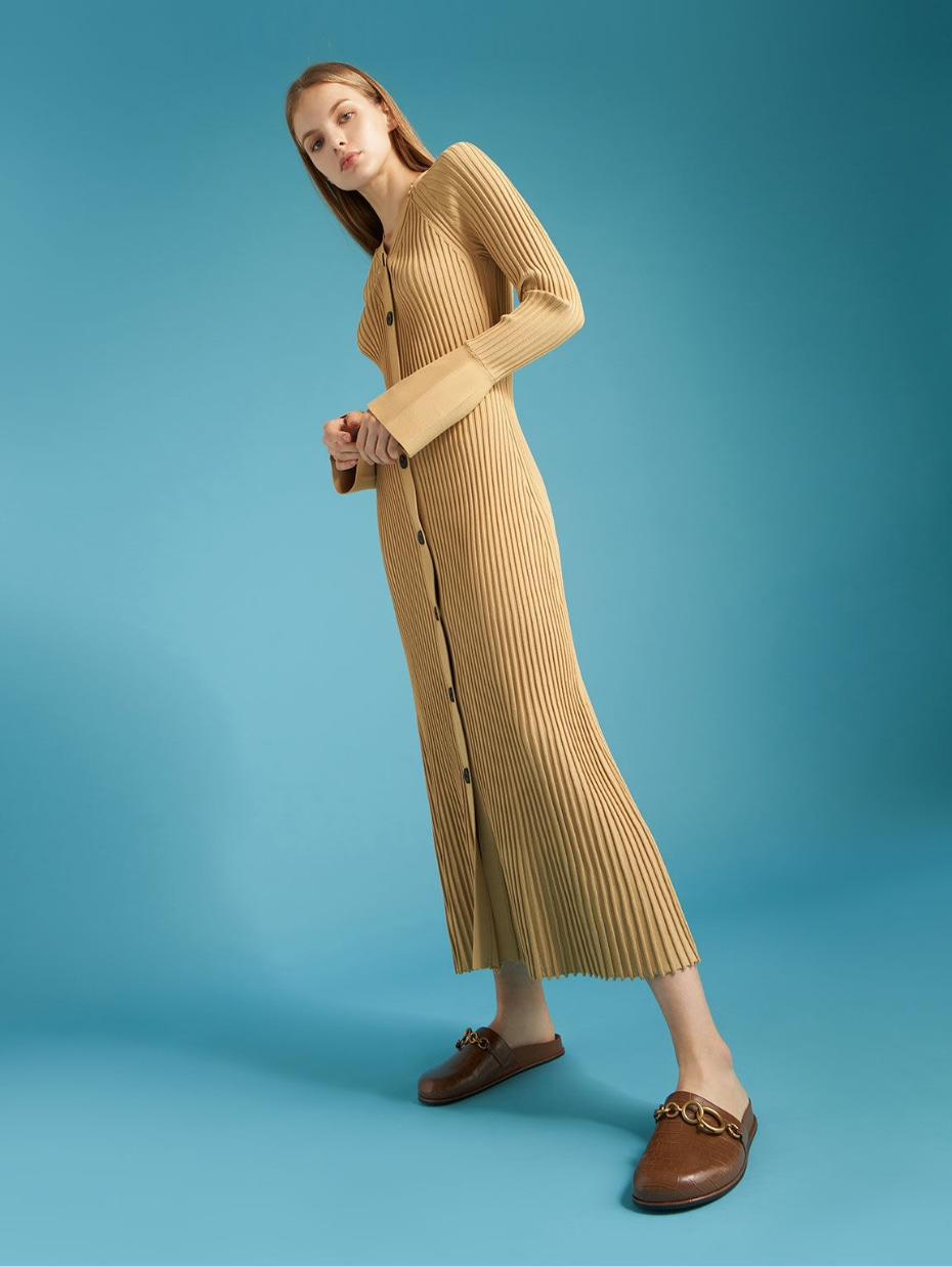 Power Dressing For Women  Spring 2022 - CHARLES & KEITH International