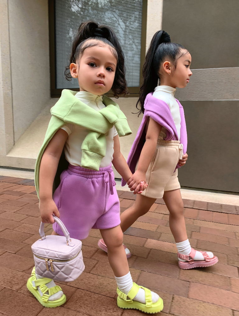 Girls’ fabric ruched sports sandals and two-way zip quilted bag, as seen on Mia and Tatiana (@miaxtati) - CHARLES & KEITH