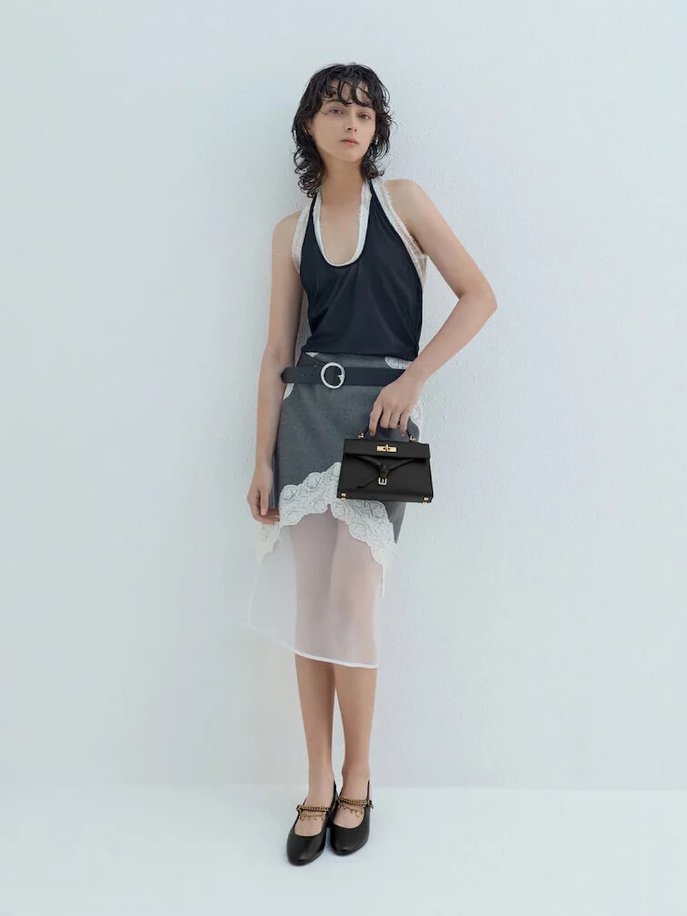 스톤 그레이 노앤 이롱게이티드 핸들 숄더백 - CHARLES & KEITH