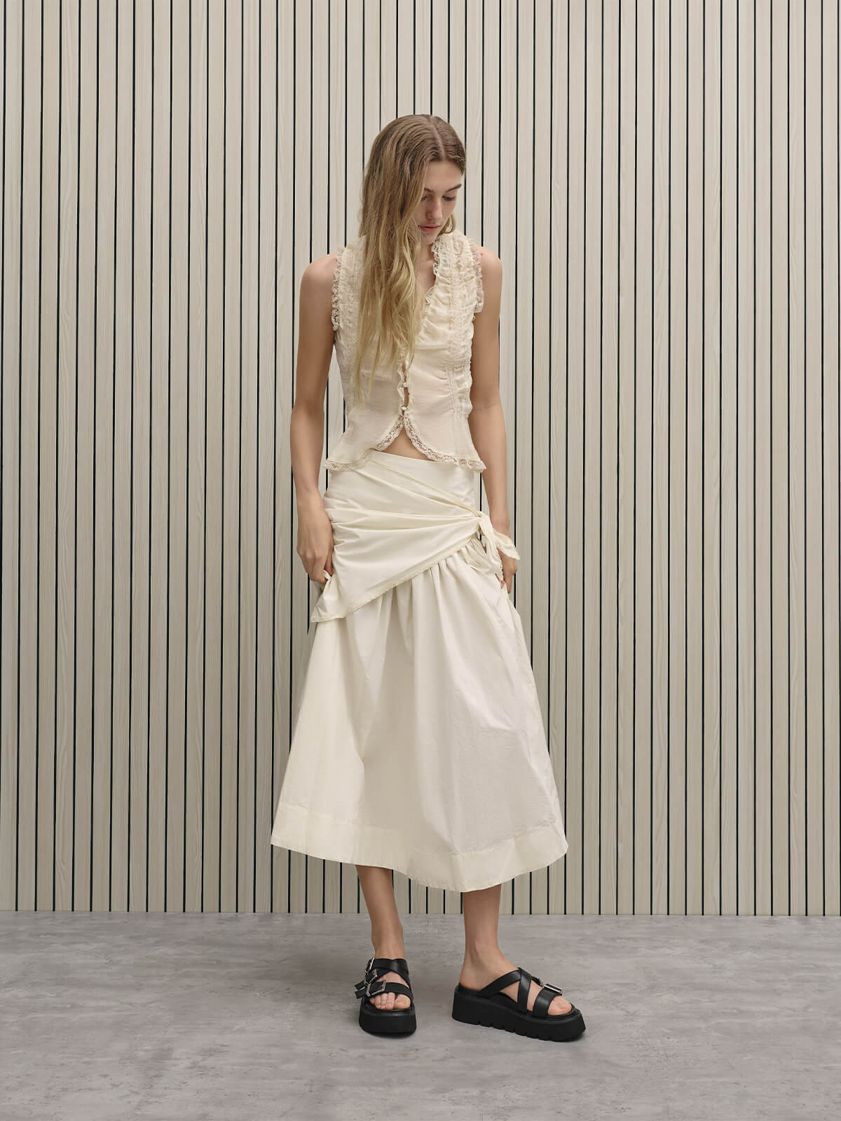 레인 버클 플랫폼 샌들 - CHARLES & KEITH