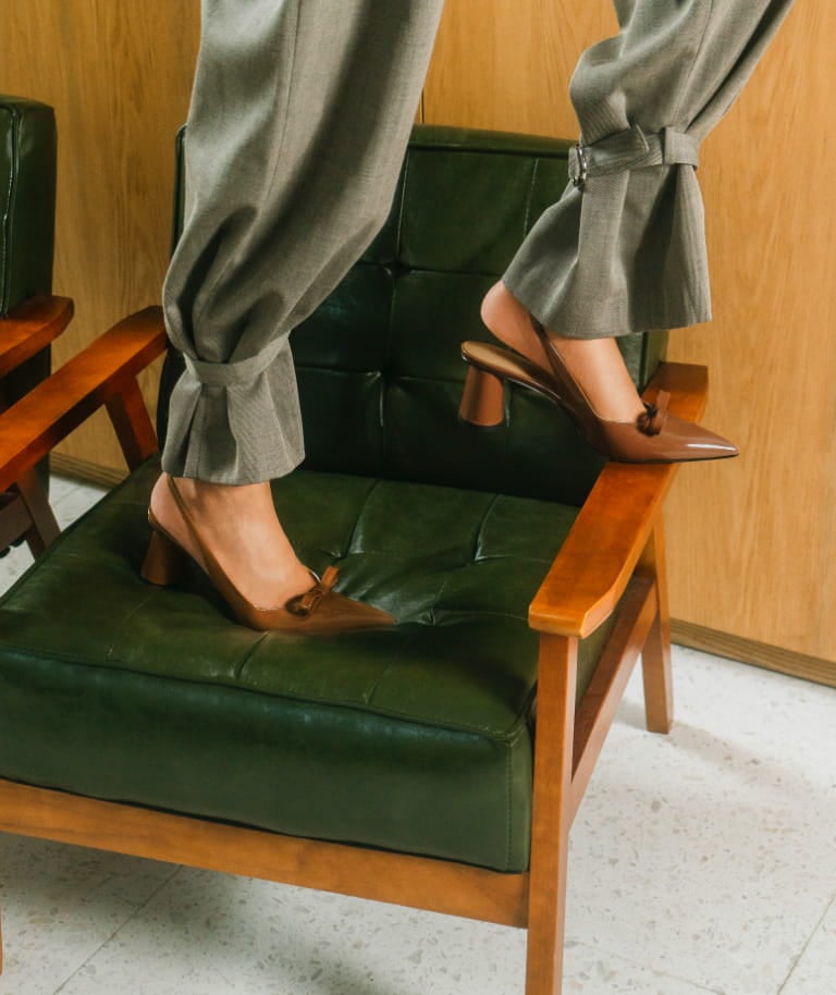 Women’s patent bow slingback pumps in cognac (close up) – CHARLES & KEITH
