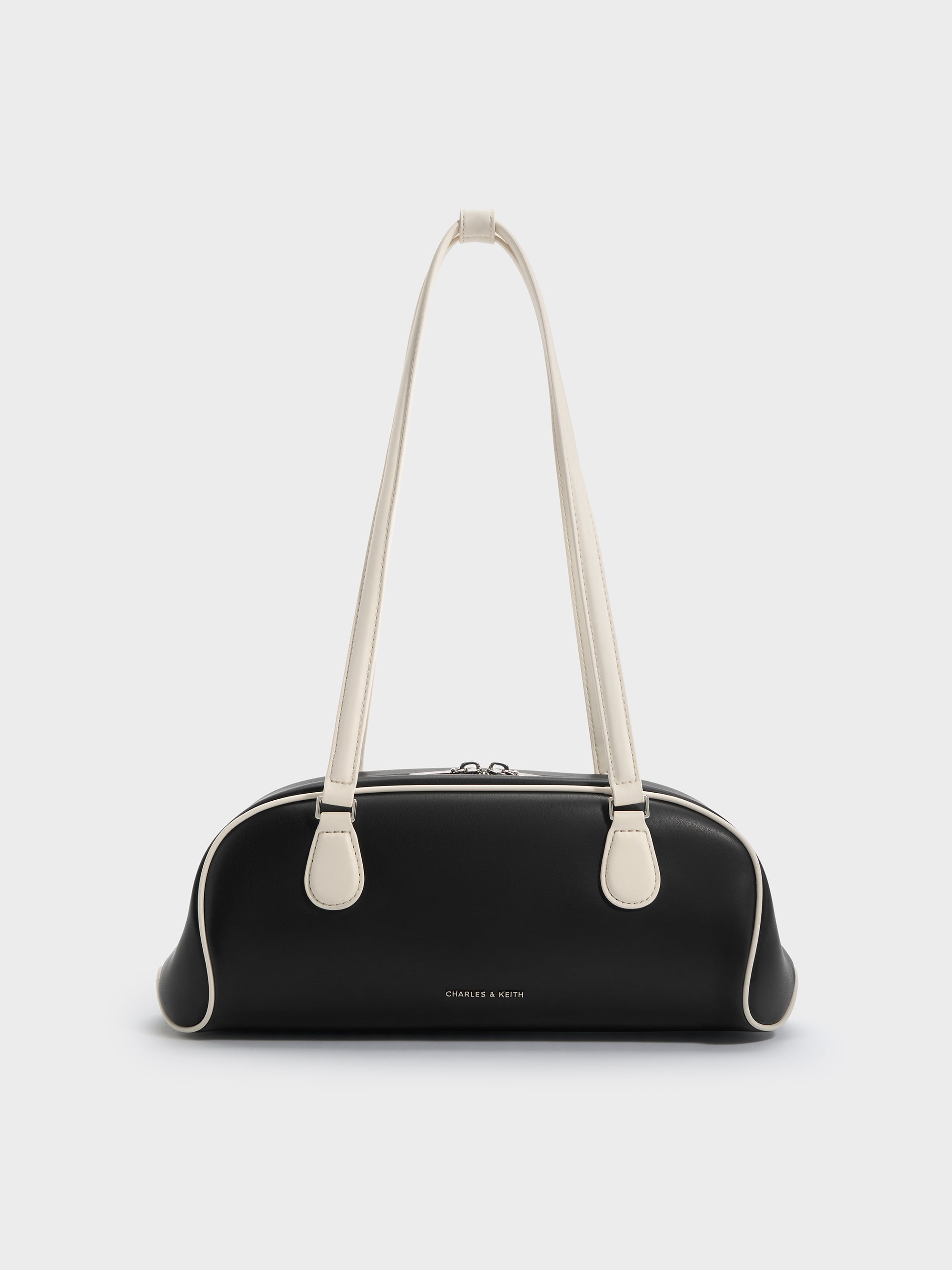 slayerCHARLES＆KEITH 2wayショルダーバッグ This is the @CHARLES & KEITH Duo Chain-Handle Two-Way Backpack and