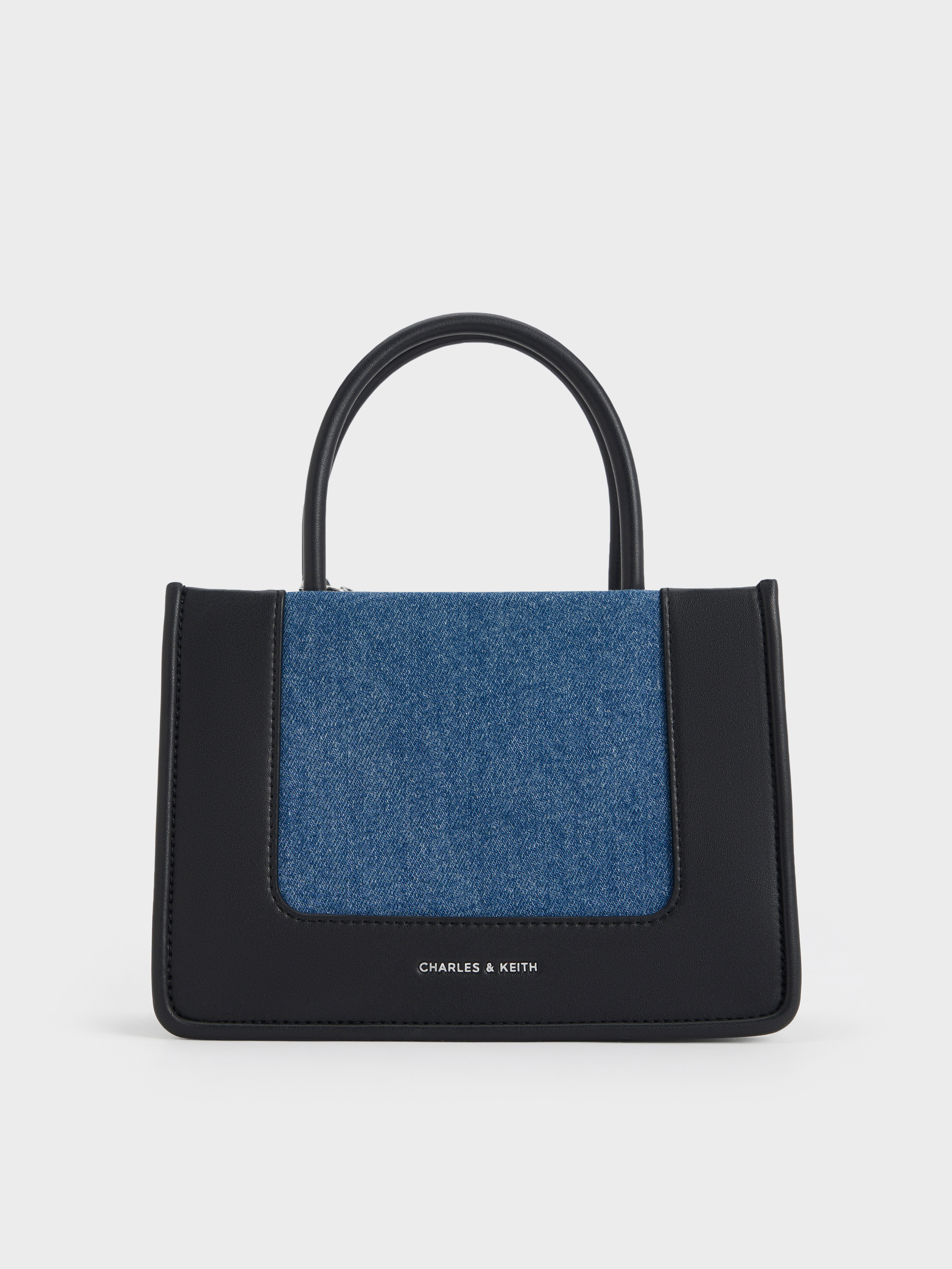 青*椒様 CHARLES & KEITH ブラックトートバッグ Black Addison Knotted-Rope Reversible Tote Bag - CHARLES