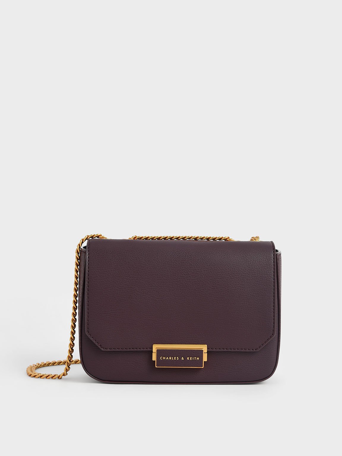 Dark Oak Chain Strap Shoulder Bag | CHARLES & KEITH