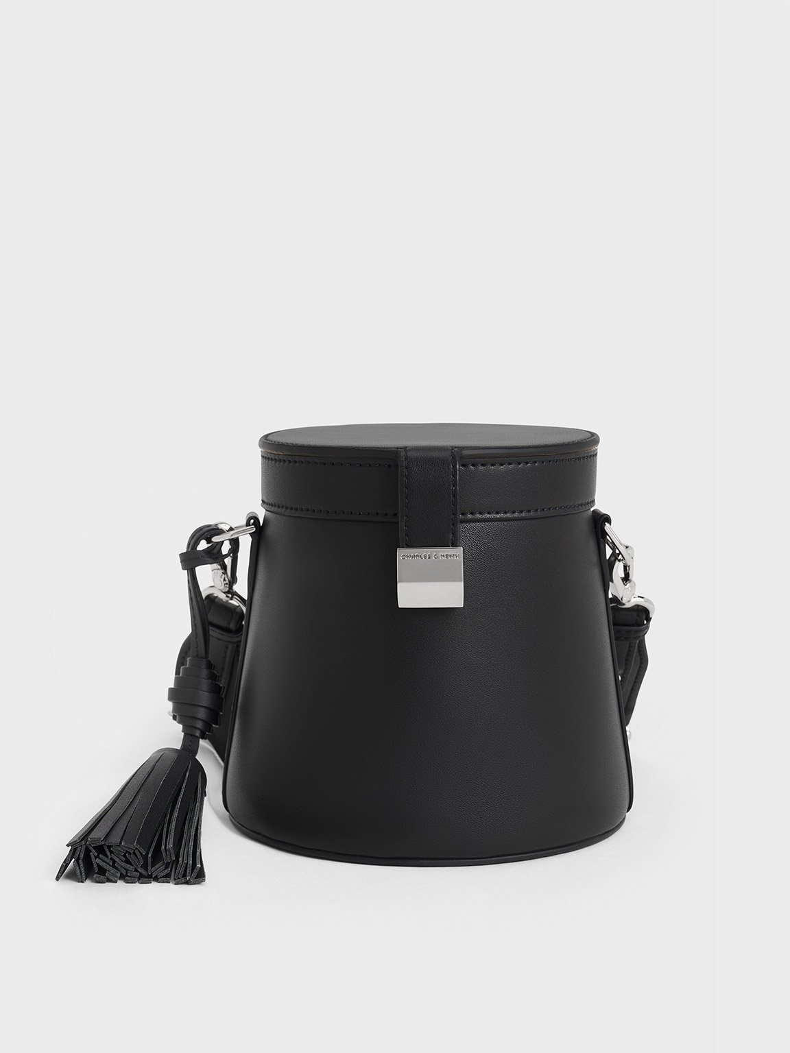 Charles & Keith Sianna Bucket Bag In Black