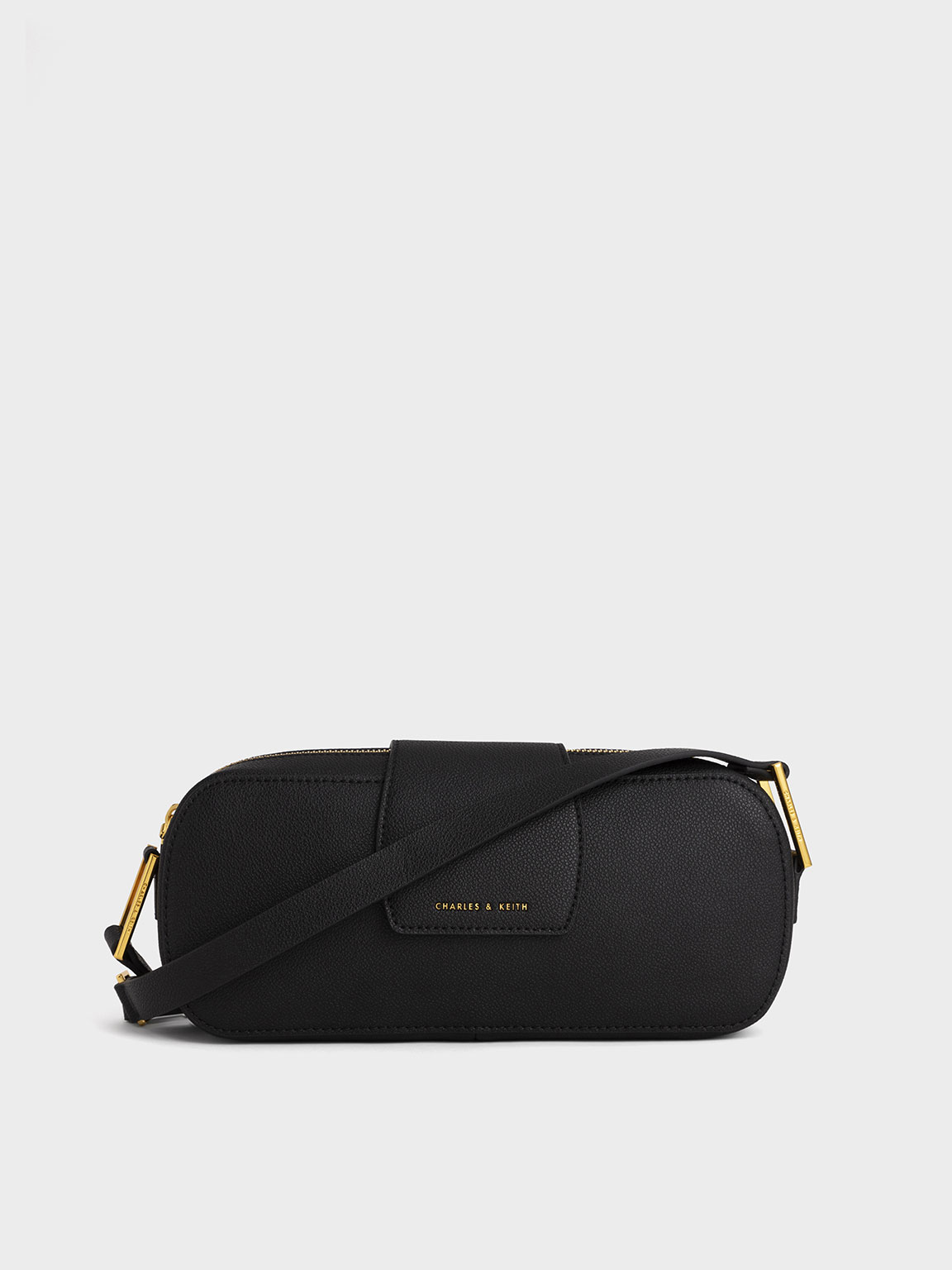 Black Selby Shoulder Bag | CHARLES & KEITH