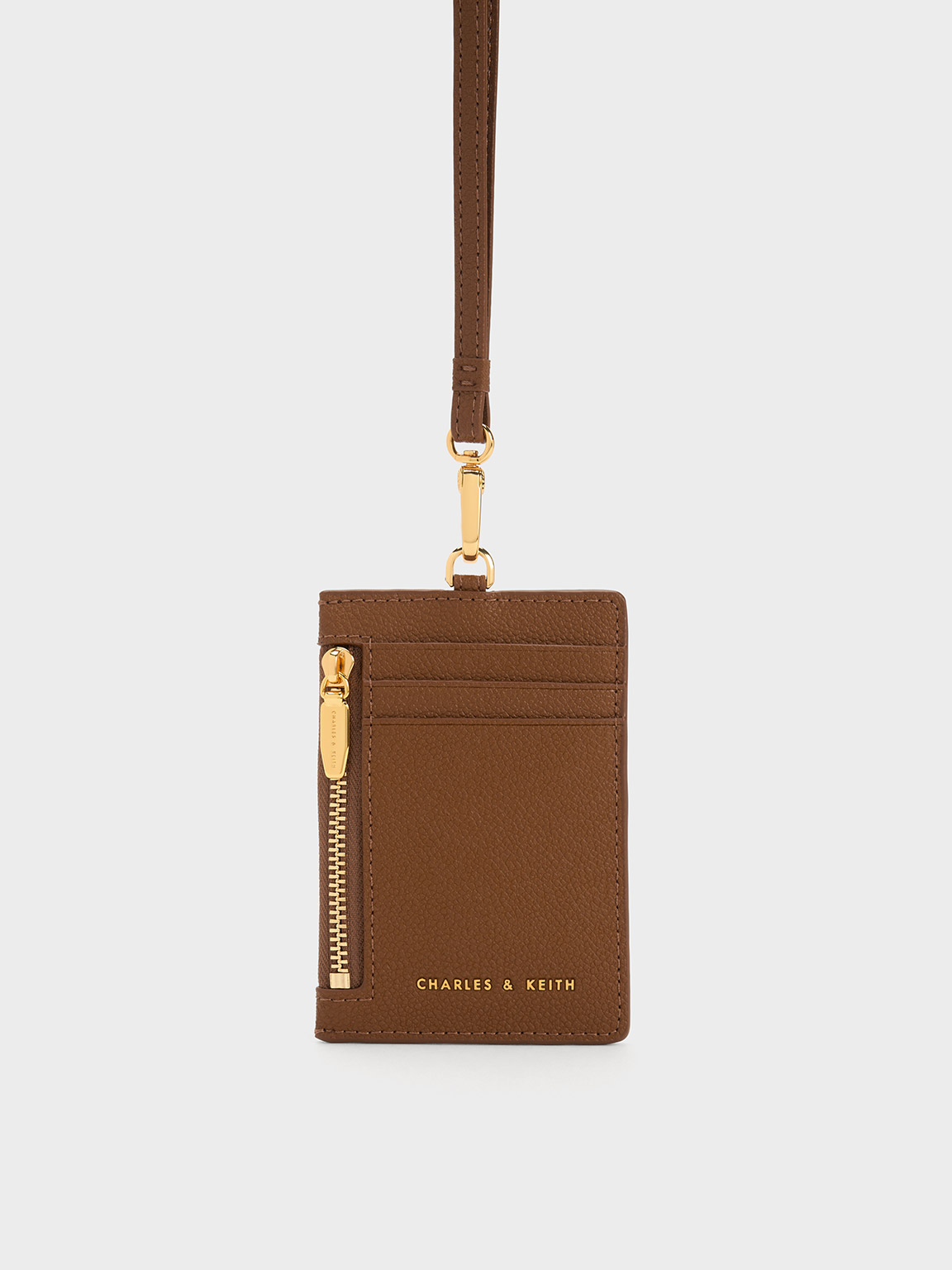 LEATHER CARDHOLDER WITH CHAIN LINK STRAP in brown