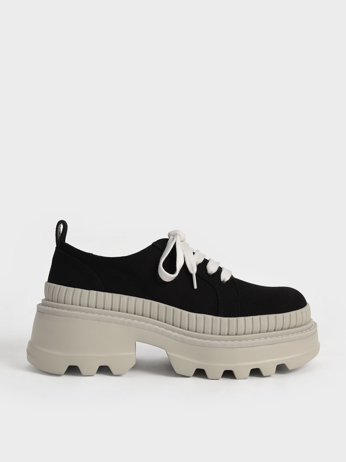 Black Canvas Low-Top Chunky Sneakers | CHARLES &amp; KEITH