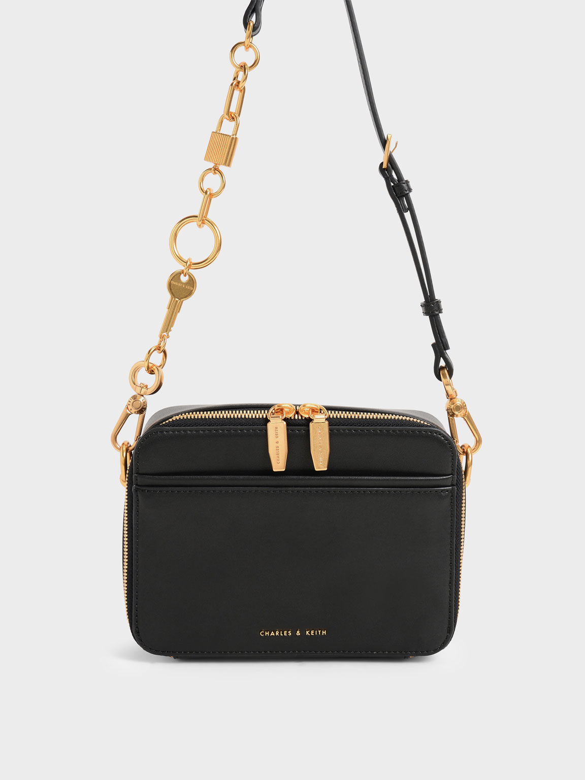 Black Lock & Key Chain Handle Bag | CHARLES & KEITH